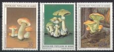Mushroom set - BENIN Issue date 17-10-1985 - MINT **